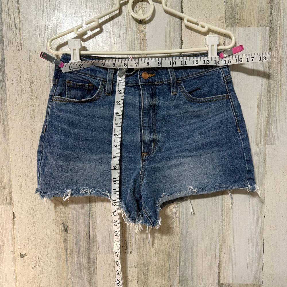Universal Thread Distressed Blue Jean Shorts - Picture 3 of 10
